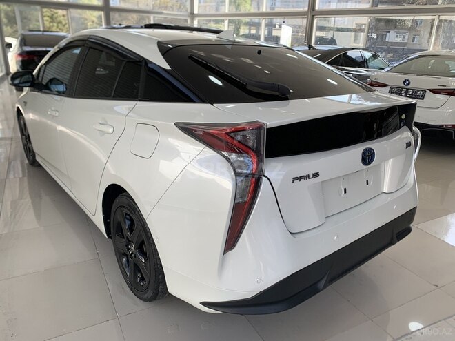 Toyota Prius 2016, 74,000 km - 1.8 l - Bakı