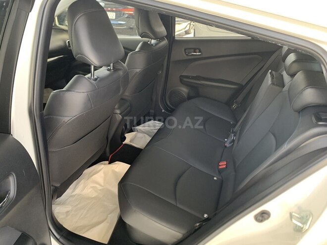 Toyota Prius 2016, 74,000 km - 1.8 l - Bakı