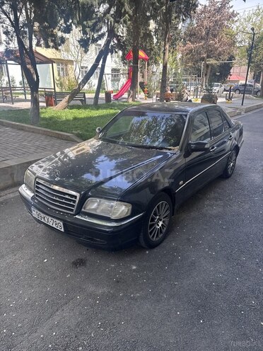 Mercedes C 280 1999, 300,000 km - 2.8 л - Bakı