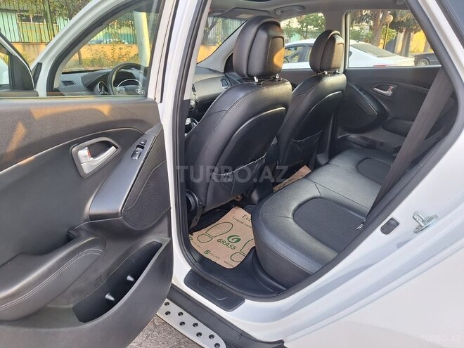 Hyundai ix35 2013, 207,325 km - 2.0 л - Bakı