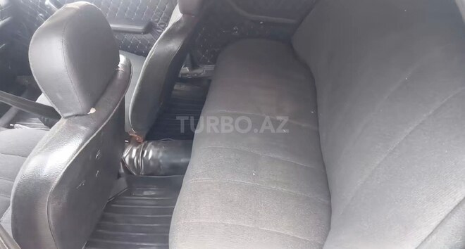 LADA (VAZ) 2106 1987, 95,000 km - 1.6 l - Ucar