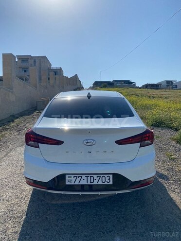 Hyundai Elantra 2019, 129,200 km - 2.0 l - Bakı