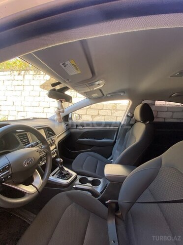 Hyundai Elantra 2019, 129,200 km - 2.0 l - Bakı