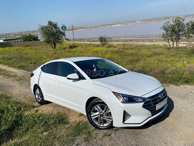 Hyundai Elantra 2019, 129,200 km - 2.0 l - Bakı