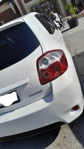 Toyota Auris 2010, 282,000 km - 1.6 l - Bakı