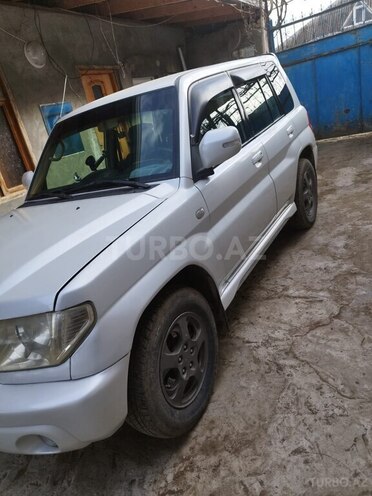 Mitsubishi Pajero io 2004, 200,000 km - 2.0 l - Bakı