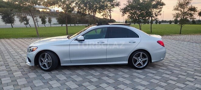 Mercedes C 300 2015, 221,000 km - 2.0 l - Bakı
