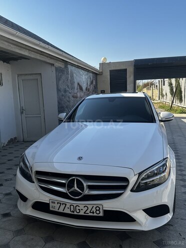Mercedes C 300 2019, 62,400 km - 2.0 л - Bakı