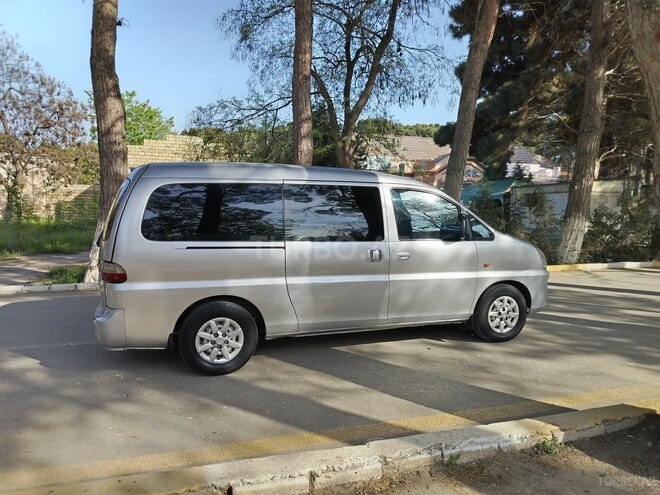 Hyundai H-1 2005, 365,456 km - 2.5 л - Sumqayıt
