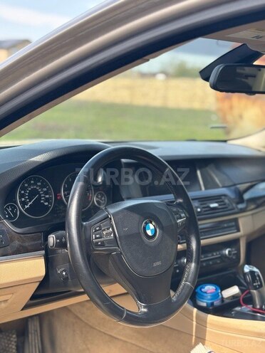 BMW 530 2011, 293,000 km - 3.0 l - Bakı