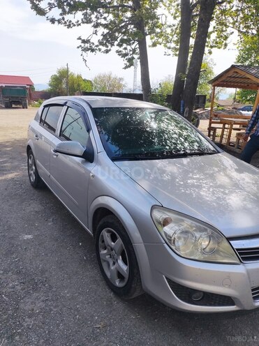 Opel Astra 2008, 150,000 km - 1.4 l - Şəki