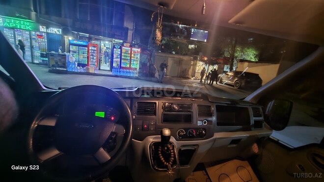 Ford Transit 2008, 235,000 km - 2.2 l - Bakı
