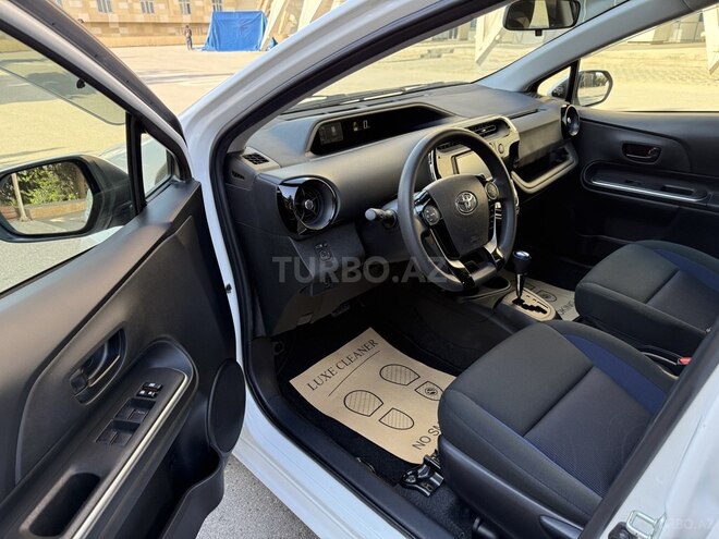 Toyota Aqua 2019, 28,112 km - 1.5 л - Bakı