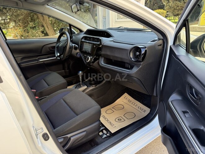 Toyota Aqua 2019, 28,112 km - 1.5 л - Bakı