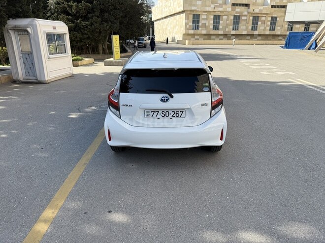 Toyota Aqua 2019, 28,112 km - 1.5 л - Bakı