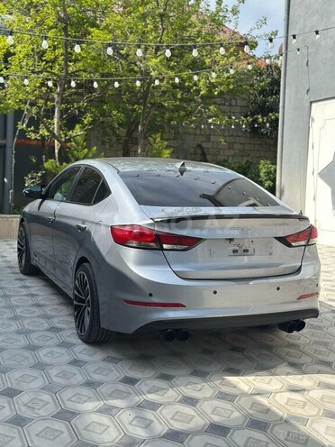 Hyundai Elantra 2017, 231,102 km - 2.0 l - Bakı
