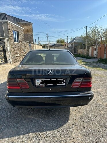 Mercedes E 220 d 1999, 508,750 km - 2.2 l - Bakı