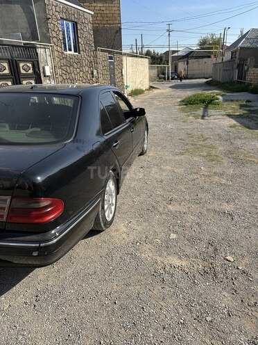 Mercedes E 220 d 1999, 508,750 km - 2.2 l - Bakı