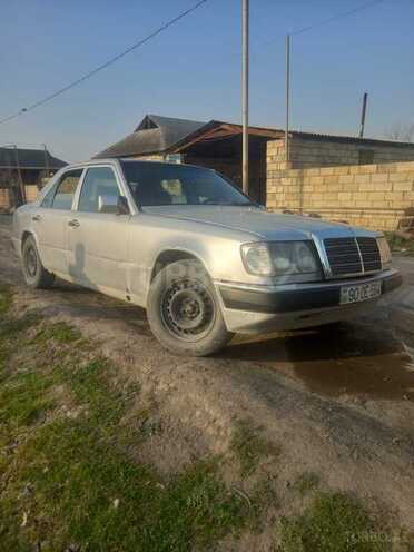 Mercedes C 200 d 1993, 250,000 km - 2.0 l - Neftçala