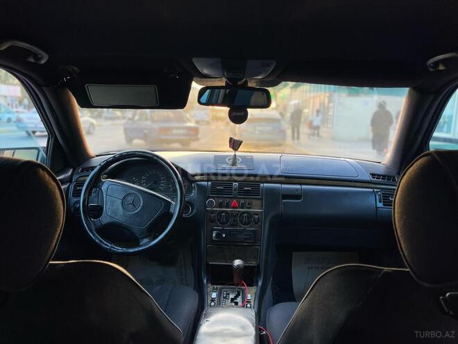 Mercedes E 220 d 1998, 620,000 km - 2.2 л - Bakı