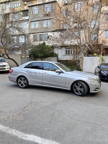 Mercedes E 220 d 2012, 268,000 km - 2.2 l - Bakı