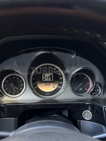 Mercedes E 220 d 2012, 268,000 km - 2.2 l - Bakı
