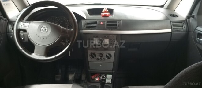 Opel Meriva 2005, 243,654 km - 1.4 l - Gəncə