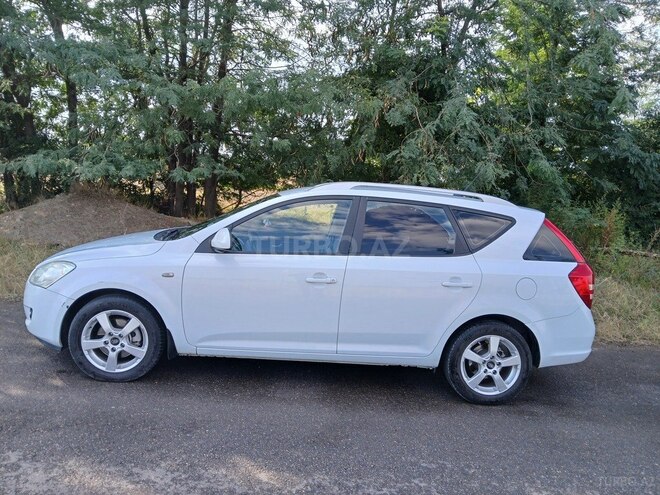 Kia Ceed 2008, 243,083 km - 1.6 л - Şəmkir