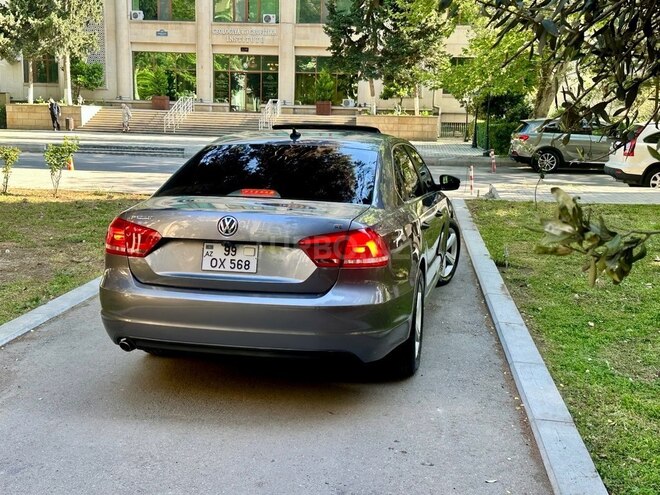 Volkswagen Passat 2013, 123,500 km - 2.5 л - Bakı