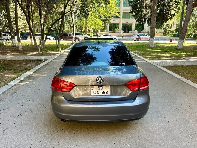 Volkswagen Passat 2013, 123,500 km - 2.5 л - Bakı