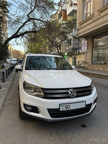 Volkswagen Tiguan 2011, 130,000 km - 2.0 l - Bakı
