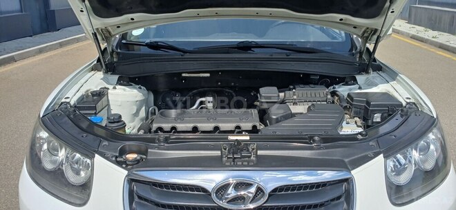Hyundai Santa Fe 2010, 207,000 km - 2.4 l - Tovuz