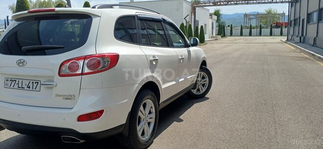 Hyundai Santa Fe 2010, 207,000 km - 2.4 l - Tovuz