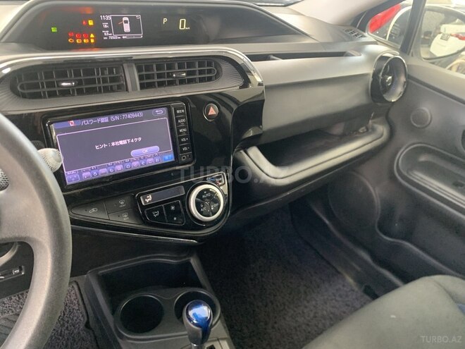 Toyota Aqua 2018, 75,000 km - 1.5 l - Bakı