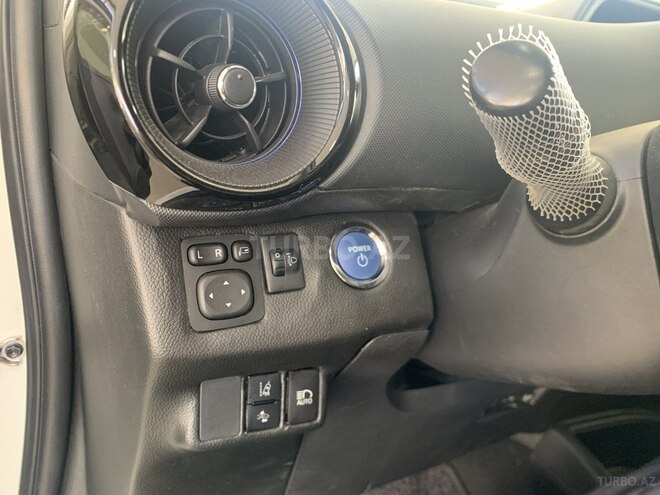 Toyota Aqua 2018, 75,000 km - 1.5 l - Bakı
