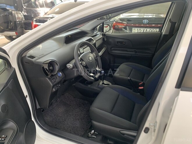 Toyota Aqua 2018, 75,000 km - 1.5 l - Bakı