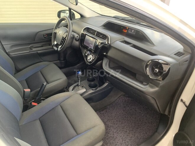Toyota Aqua 2018, 75,000 km - 1.5 l - Bakı