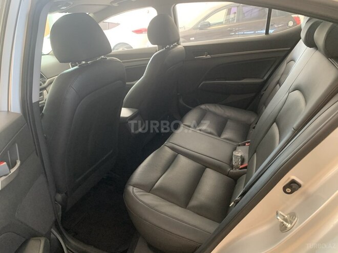 Hyundai Elantra 2016, 160,000 km - 1.6 л - Bakı