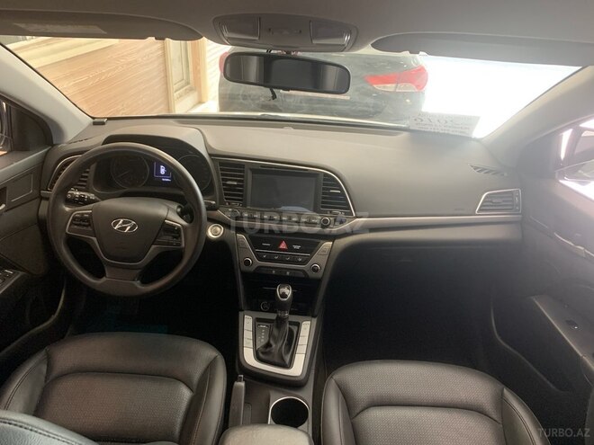 Hyundai Elantra 2016, 160,000 km - 1.6 л - Bakı