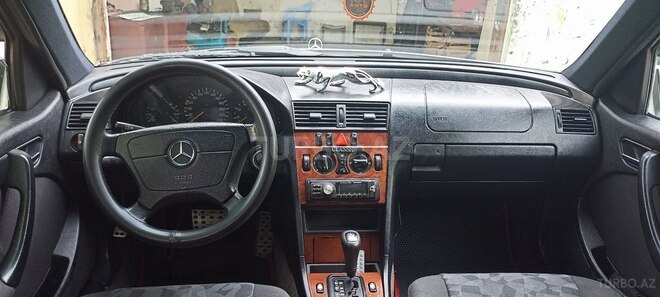 Mercedes C 180 1998, 226,167 km - 1.8 l - Mingəçevir