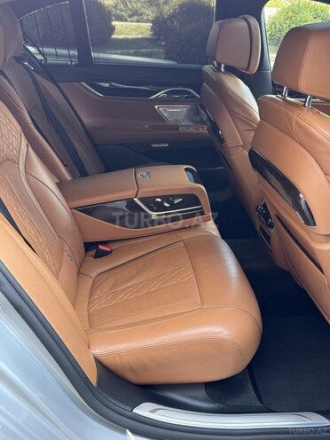 BMW 740 2016, 120,000 km - 3.0 l - Bakı