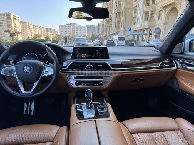 BMW 740 2016, 120,000 km - 3.0 l - Bakı