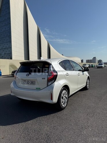 Toyota Aqua 2020, 85,000 km - 1.5 l - Bakı