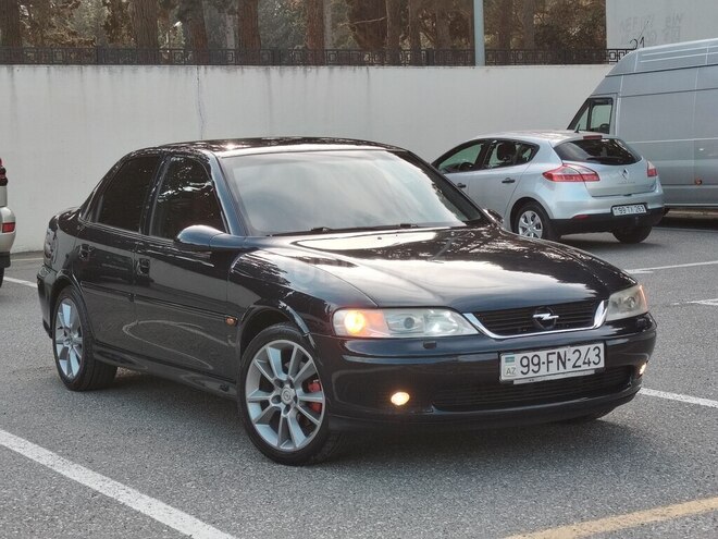 Opel Vectra 2001, 330,000 km - 1.6 л - Sumqayıt