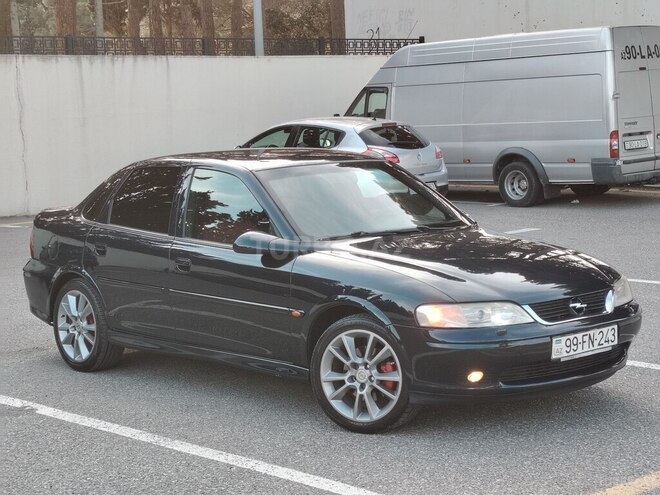 Opel Vectra 2001, 330,000 km - 1.6 л - Sumqayıt