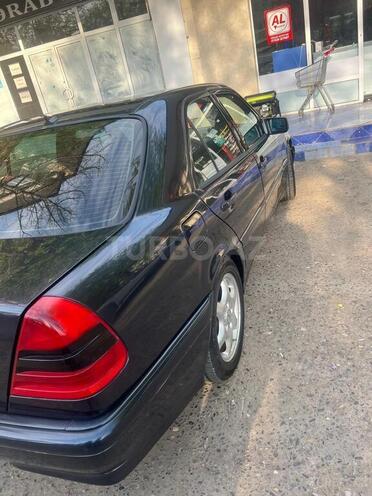 Mercedes C 220 1995, 500,000 km - 2.2 л - Sabirabad