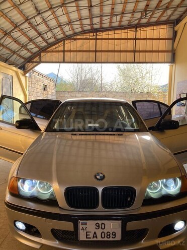 BMW 330 2000, 296,000 km - 3.0 l - Quba