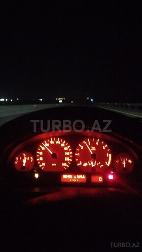BMW 330 2000, 296,000 km - 3.0 l - Quba