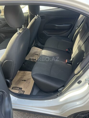 Mitsubishi Mirage-9