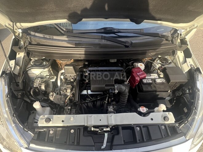 Mitsubishi Mirage-4